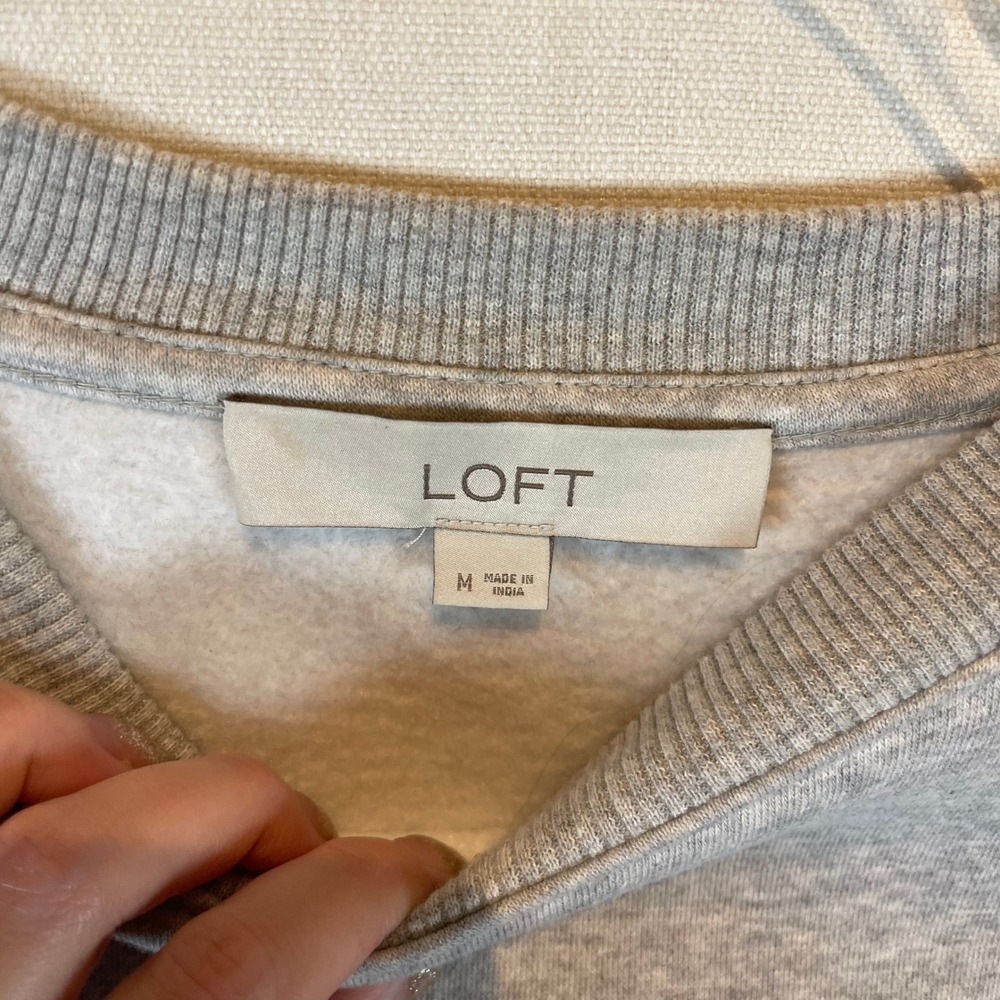 LOFT Light Gray Crewneck Sweatshirt‎ Balloon Sleeve Pullover - Size M - Picture 3 of 7